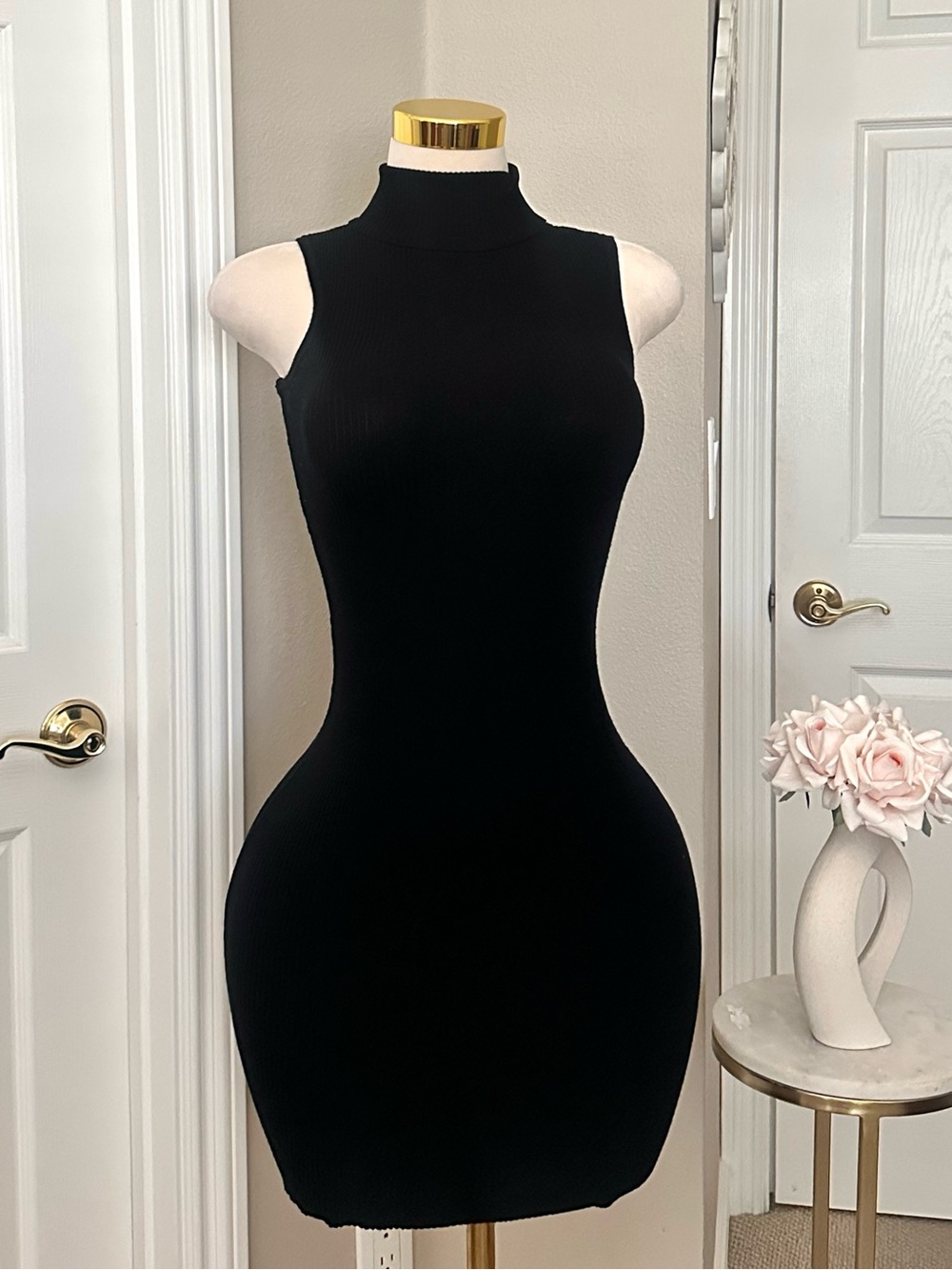 Hera Collection Black Sleeveless Turtleneck Ribbed Mini Sweater Dress Sz S